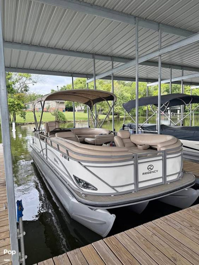 2017 Regency 254 dl3