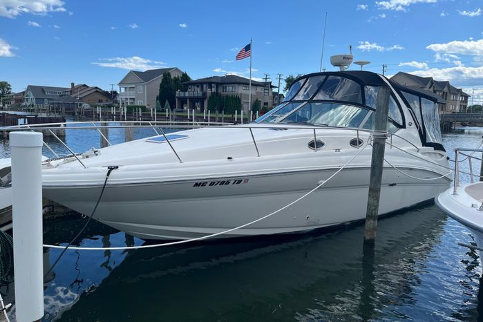 2002 Sea Ray 320 Sundancer - For Sale at Harrison Township, MI 48045 - ID 591797