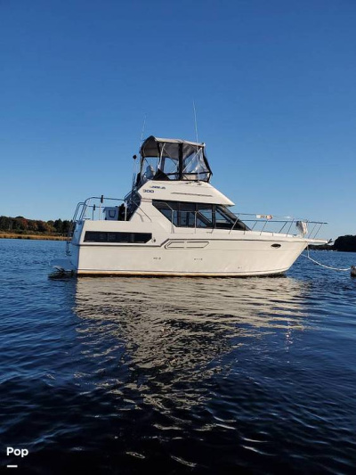 1992 Carver Aft Cabin 300