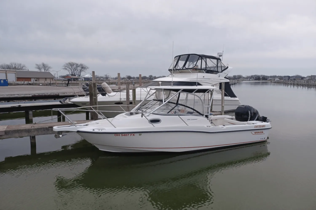 2006 Boston Whaler 235 CONQUEST - For Sale at Lakeside Marblehead, OH 43440 - ID 590767
