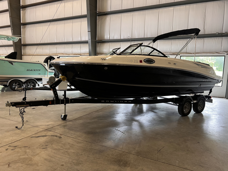 2018 Bayliner VR6 - For Sale at Sturgeon Bay, WI 54235 - ID 556875