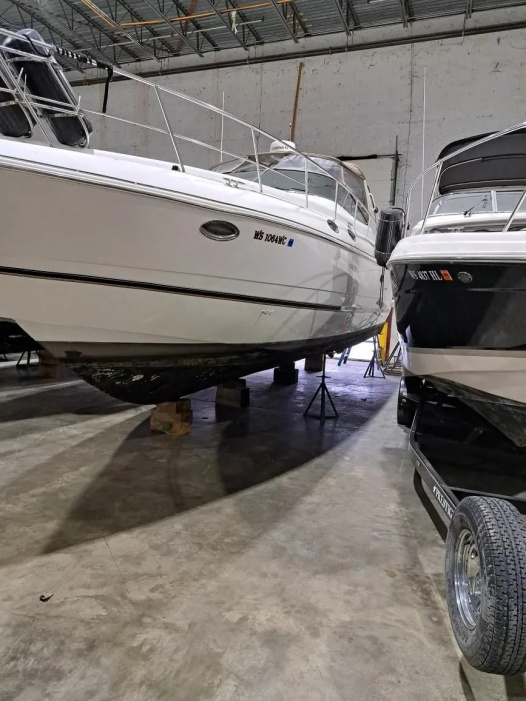 2001 Cruisers 3870 - For Sale at Sturgeon Bay, WI 54235 - ID 568954