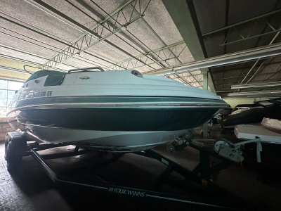 2005 Four Winns 234FUNSHIP