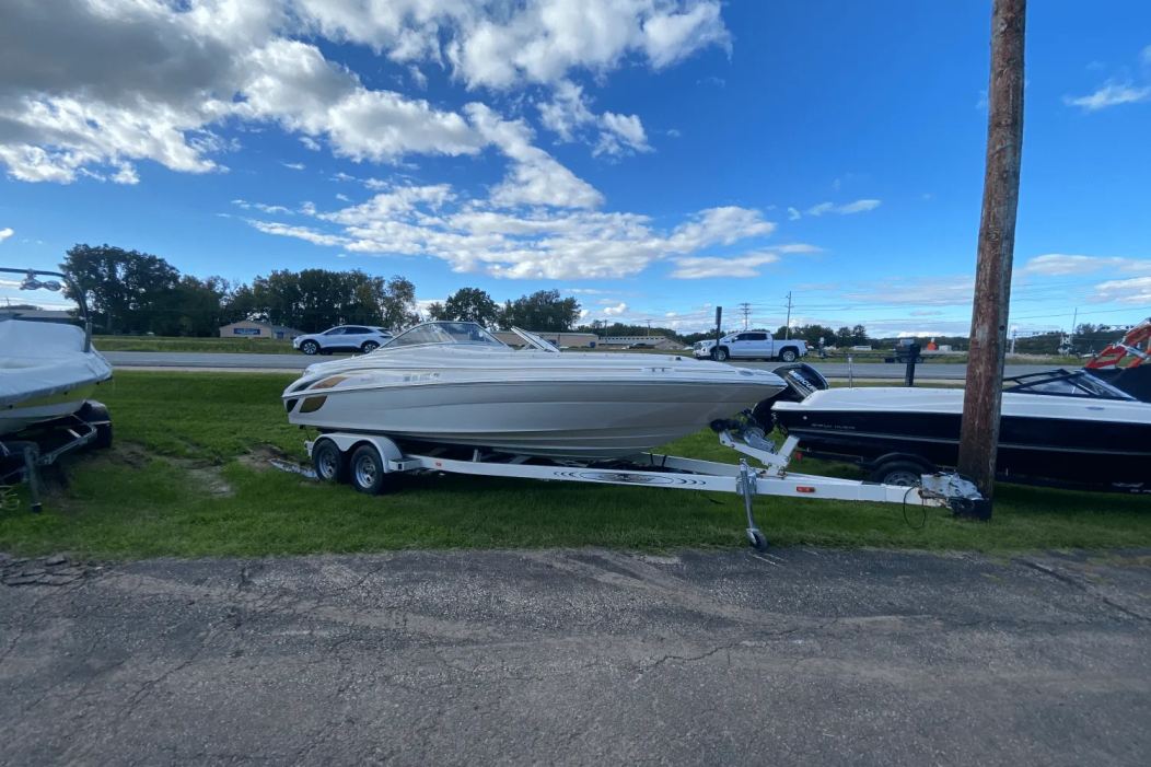 1999 Sea Ray 210 SUN DECK - For Sale at Madison, WI 53704 - ID 589831