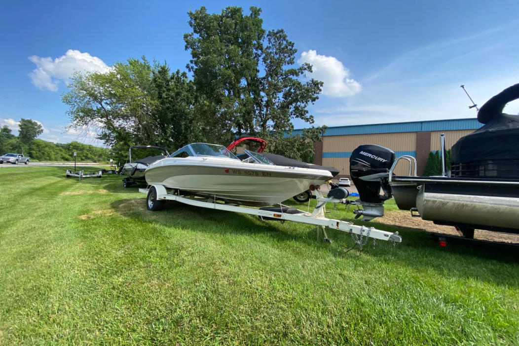 1998 Tahoe Q5L - For Sale at Madison, WI 53704 - ID 589084