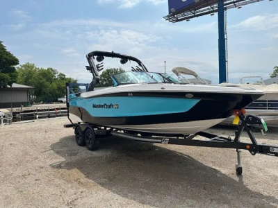 2024 Mastercraft XT23
