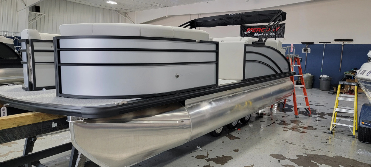 2025 Harris 210 Cruiser - For Sale at Oshkosh, WI 54904 - ID 584124