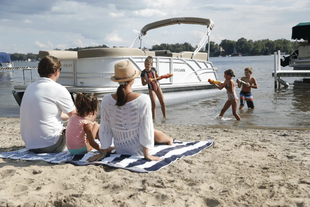 2025 Sylvan MIRAGE 8520 - For Sale at Oshkosh, WI 54904 - ID 585715