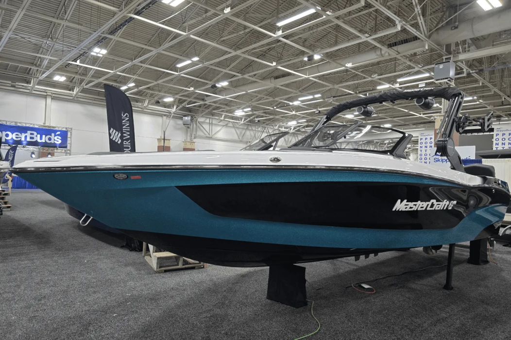 2025 Mastercraft XT23 - For Sale at Pewaukee, WI 53072 - ID 577105