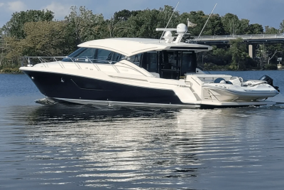 2018 Tiara 53 COUPE