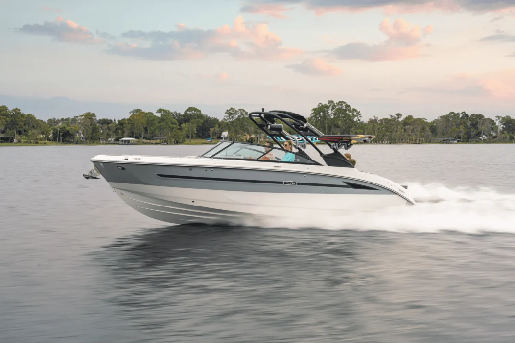 2025 Sea Ray SDX 270 Surf - For Sale at Walworth, WI 53184 - ID 584860