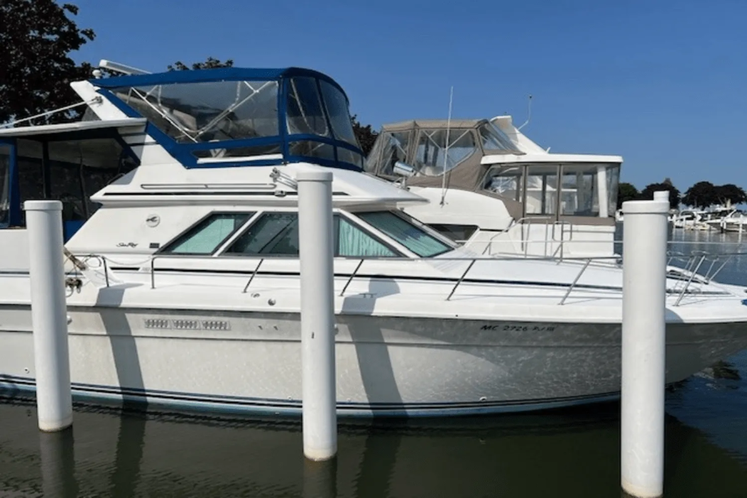 1990 Sea Ray 380 AFT CABIN - For Sale at Harrison Township, MI 48045 - ID 575562