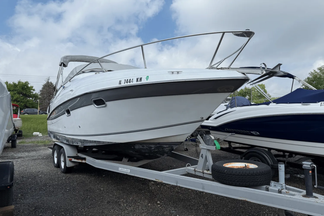 2000 Four Winns 248 VISTA - For Sale at Antioch, IL 60002 - ID 585131