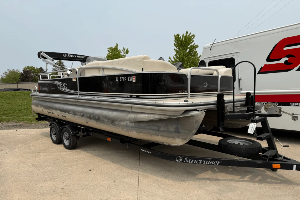 2010 Lowe SS210 - For Sale at Antioch, IL 60002 - ID 585142