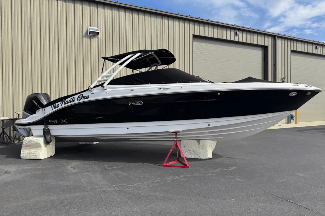 2023 Sea Ray 260 SLX/OB - For Sale at Antioch, IL 60002 - ID 585146