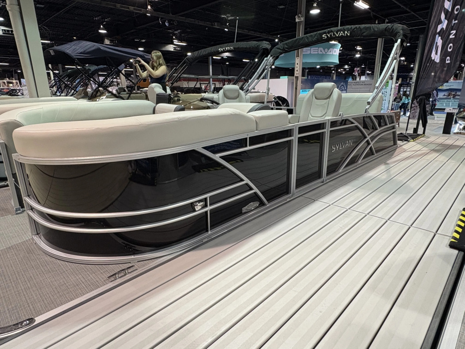 2025 Sylvan MIRAGE 822 - For Sale at Antioch, IL 60002 - ID 574763