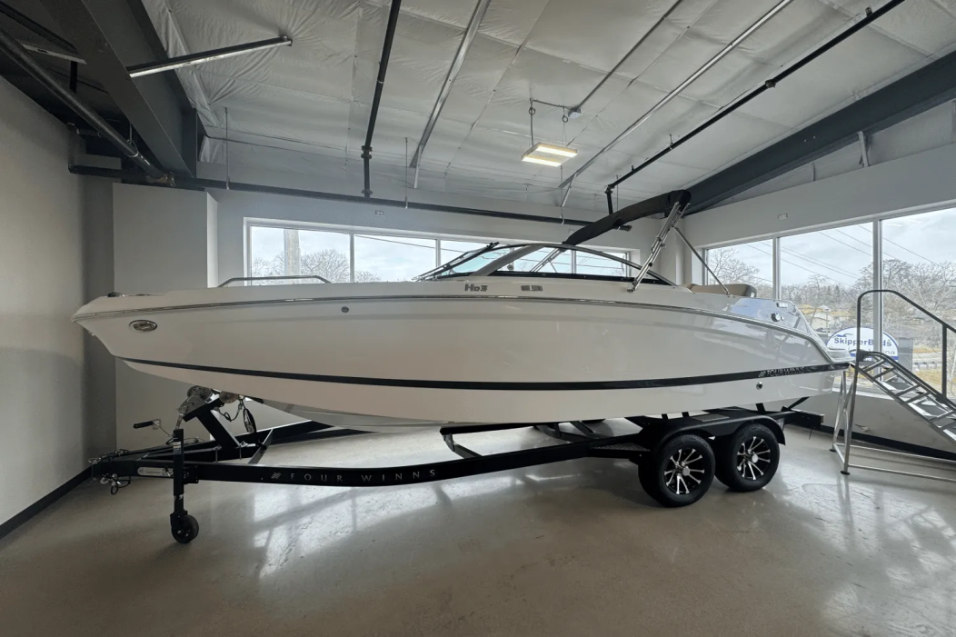 2025 Four Winns HD3 - For Sale at Detroit, MI 48238 - ID 574775
