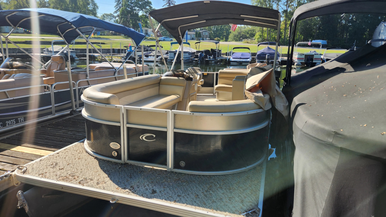 2013 Crest 220 WAVE V - For Sale at Fenton, MI 48430 - ID 592138