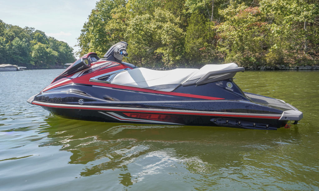 2016 Yamaha VX Deluxe - Black/Red - For Sale at Osage Beach, MO 65065 - ID 592168
