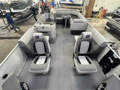 2025 Princecraft 21 Sportfisher 2-S Pontoon & Mercury 4-Stroke EFI