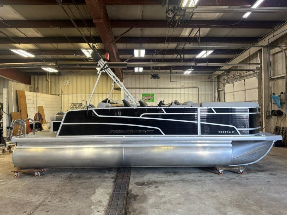 2025 Princecraft Vectra 21 RL SS Swingback Pontoon & Mercury 4-Stroke EFI - For Sale at Cedar, MN 55011 - ID 592461