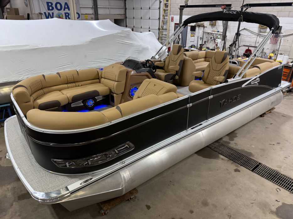 2025 Tahoe Cascade 2385 Quad Lounge & Honda 4-Stroke EFI - For Sale at Cedar, MN 55011 - ID 592479