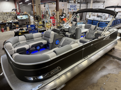 2025 Tahoe Cascade 2385 Quad Lounge & Honda 4-Stroke EFI