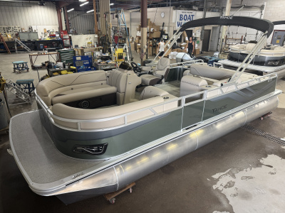 2025 Tahoe Sport 2385 Swingback (VRB) & Honda 4-Stroke EFI