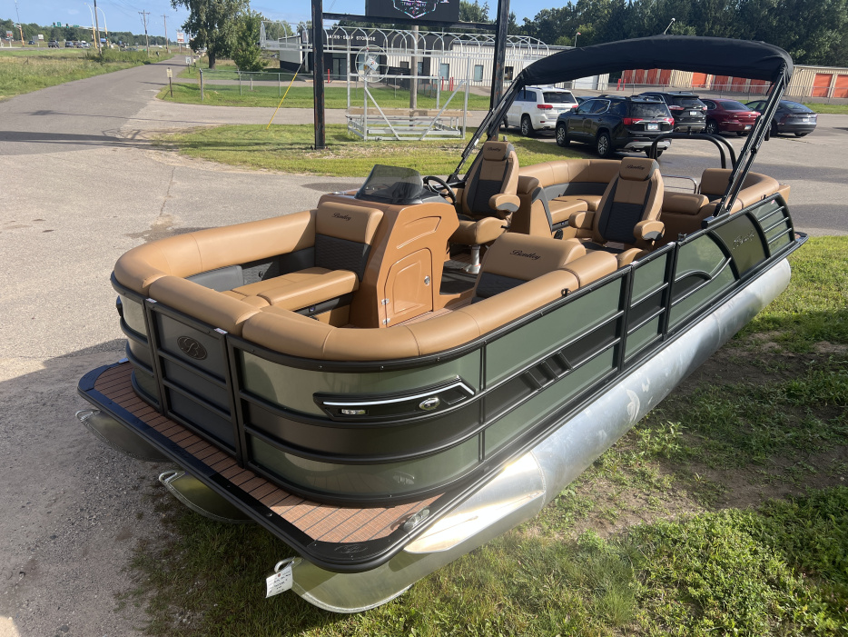 2026 Bentley Elite 223 Admiral Quad Lounge Tritoon - For Sale at Cedar, MN 55011 - ID 592619