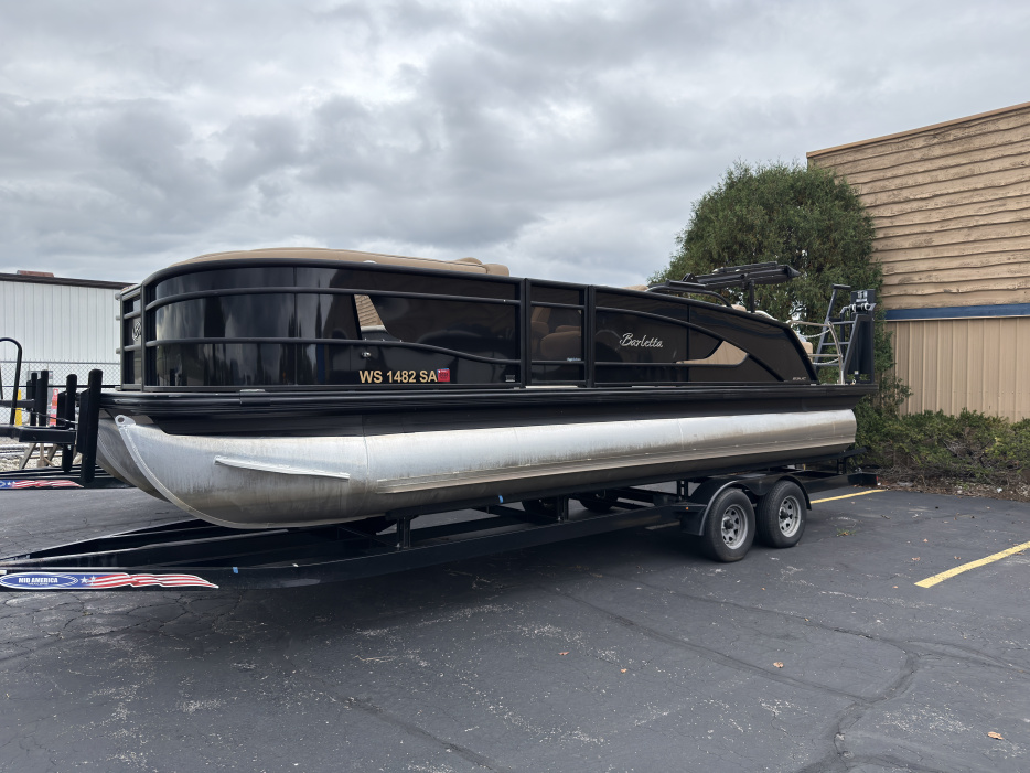 2022 Barletta LUSSO 23UCTT - For Sale at Pewaukee, WI 53072 - ID 592694