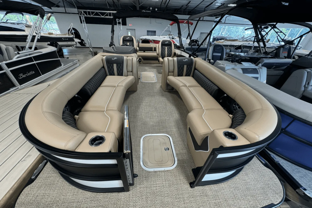 2025 Barletta LUSSO25UC - For Sale at Detroit, MI 48238 - ID 592768