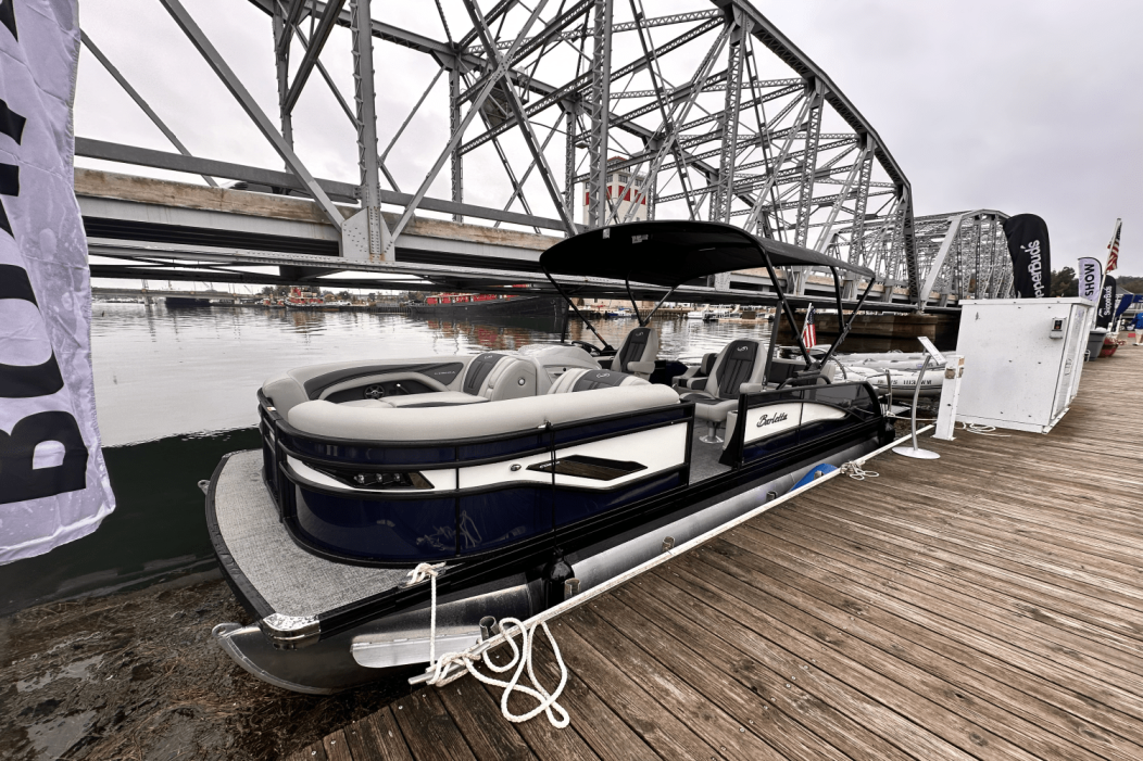 2025 Barletta CORSA23UC - For Sale at Sturgeon Bay, WI 54235 - ID 592825