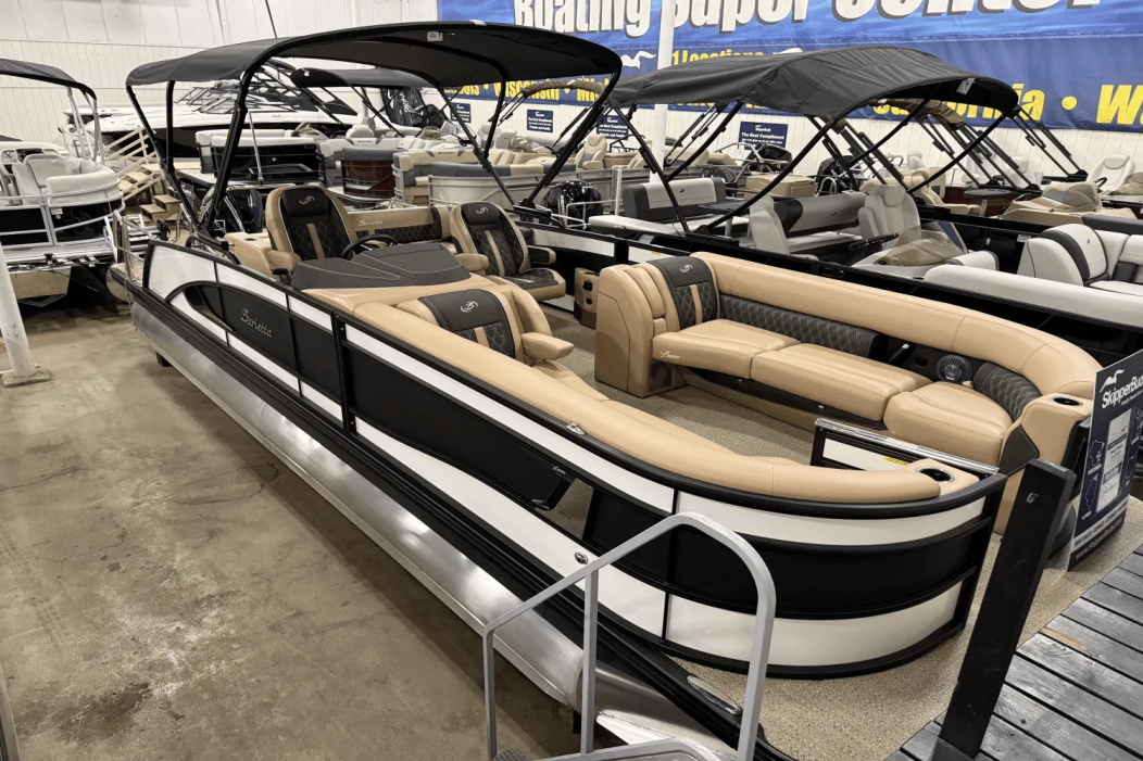 2025 Barletta LUSSO25UC - For Sale at Oshkosh, WI 54904 - ID 592850