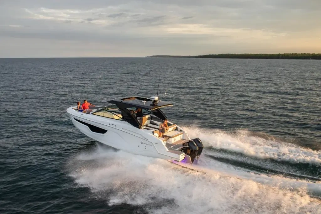 2026 Cruisers 34 GLS - For Sale at Oshkosh, WI 54904 - ID 593011