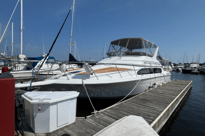 1999 Carver 380 SANTEGO