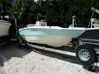 2017 Nautic Star 211 Angler