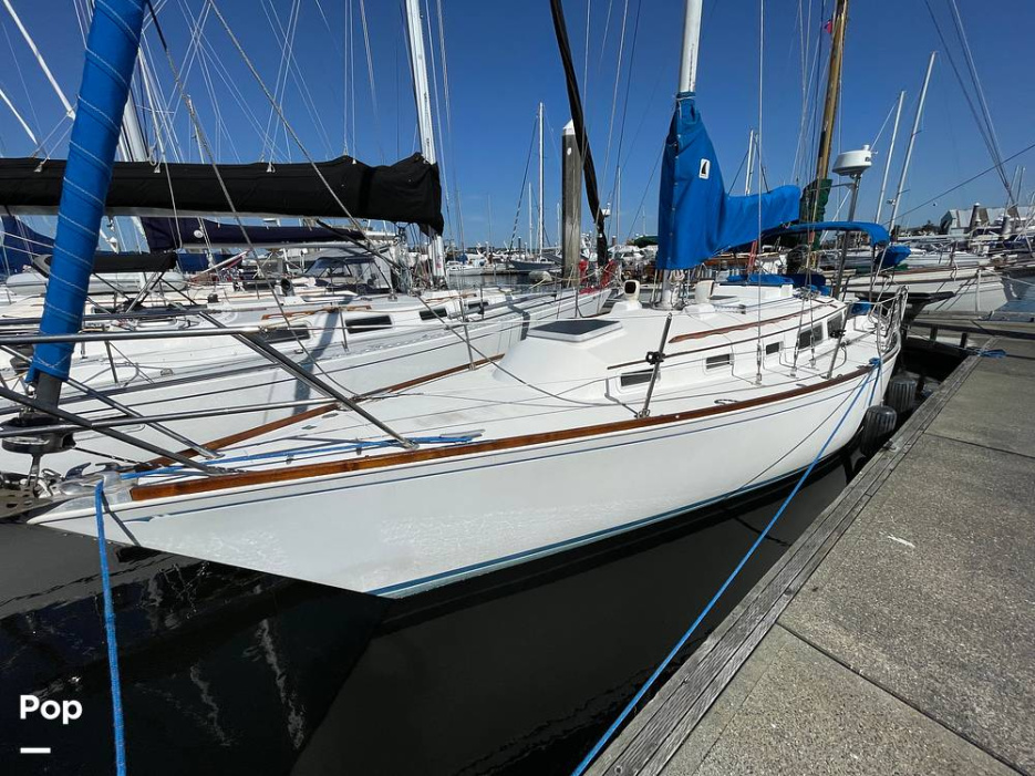 1983 Sabre 34 - For Sale at Port Orchard, WA 98366 - ID 560769