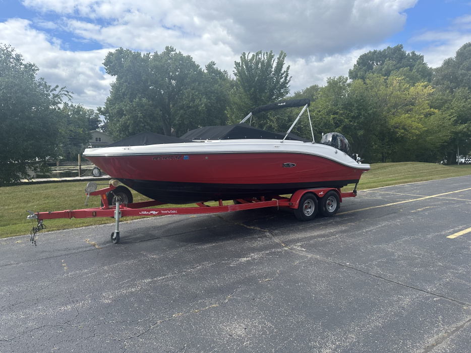 2018 Sea Ray SPXO 230 - For Sale at Oshkosh, WI 54904 - ID 593620