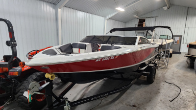 2016 Four Winns H190