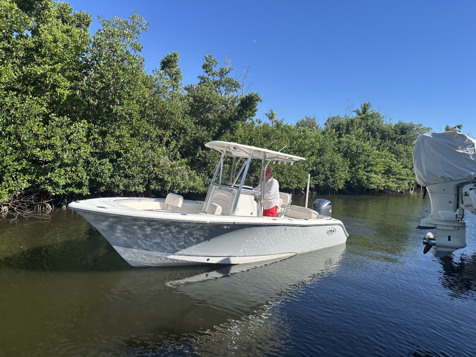 2024 Sea Hunt Ultra 229 - For Sale at Bokeelia, FL 33922 - ID 591262