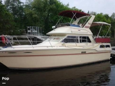1983 Sea Ray 355 aft