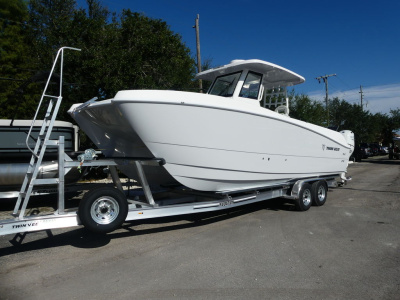 2026 Twin Vee 260 Center Console GFX