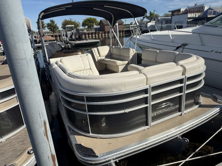 2012 Bennington 2275 RCW - For Sale at Canandaigua, NY 14424 - ID 593958