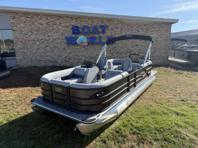 2026 Bentley Legacy 220 Navigator Quad Lounge & Honda 4-Stroke EFI