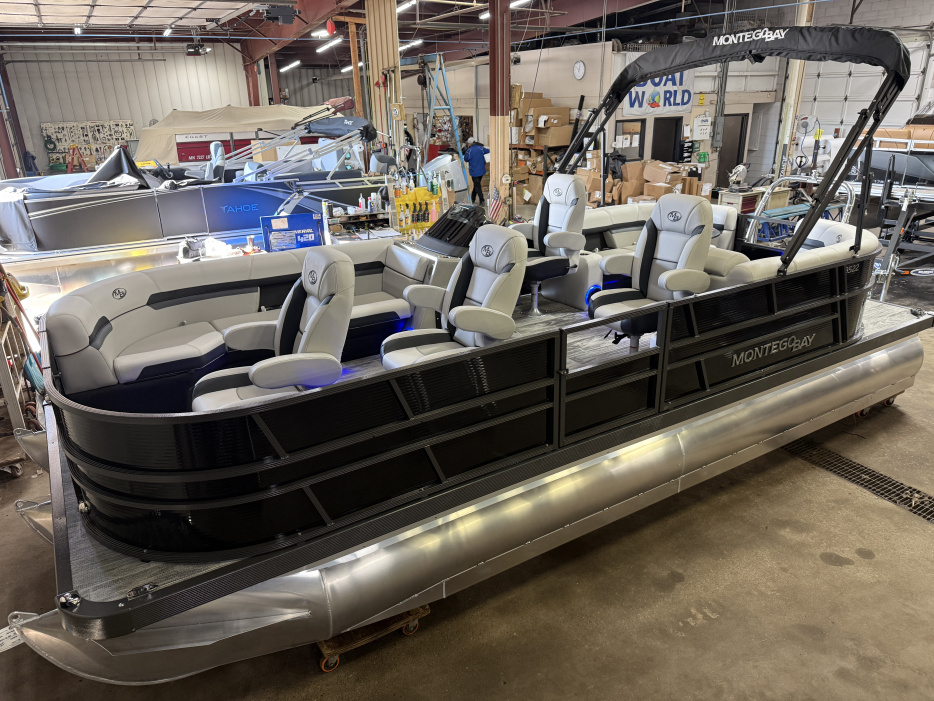 2026 Montego 8522 DL Quad Lounge Tritoon & Honda 4-Stroke EFI - For Sale at Cedar, MN 55011 - ID 594265