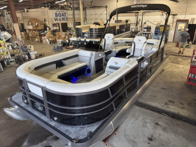 2026 Montego 8522 Quad Lounger BR Deluxe Pontoon & Honda 4-Stroke EFI