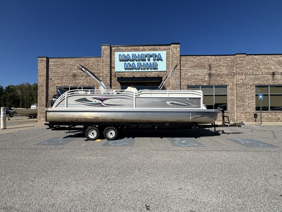 2015 JC Tritoon Neptoon 25TT Sport w/Suzuki 250HP Engine and Trailer - For Sale at Acworth, GA 30102 - ID 594306