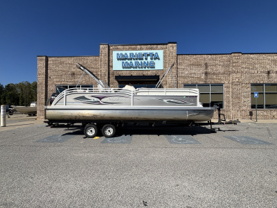 2015 JC Tritoon Neptoon 25TT Sport w/Suzuki 250HP Engine and Trailer