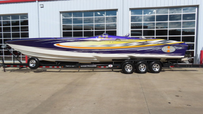 2005 Cigarette 39 Top Gun Unlimited Lip-Ship Edition