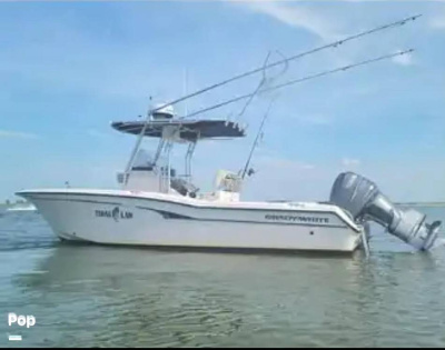 2001 Grady White 247 Advance